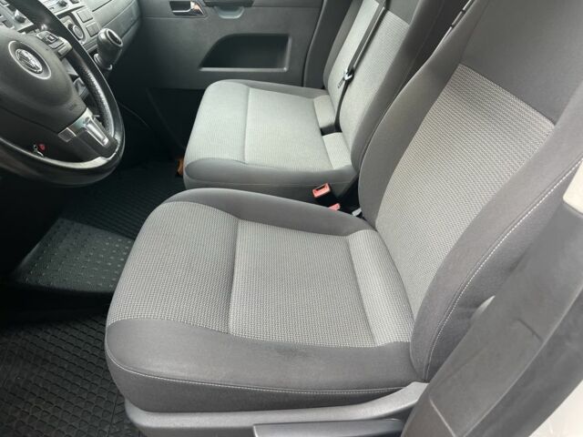 Фольксваген Каравелла 2014 в Харькове на Automoto.ua Белый Фольксваген Каравелла, объемом двигателя 2 л и пробегом 276 тыс. км за 16500 $, фото 6 на Automoto.ua