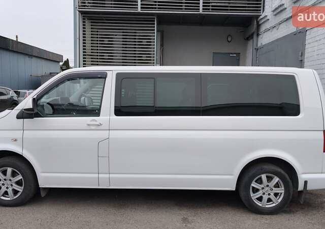 Белый Фольксваген Каравелла, объемом двигателя 1.97 л и пробегом 524 тыс. км за 18500 $, фото 2 на Automoto.ua