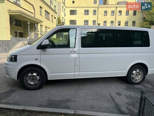 Фольксваген Каравелла 2014 в Харькове на Automoto.ua Белый Фольксваген Каравелла, объемом двигателя 2 л и пробегом 276 тыс. км за 16500 $, фото 2 на Automoto.ua
