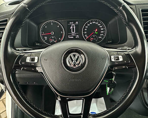 Белый Фольксваген Каравелла, объемом двигателя 2 л и пробегом 159 тыс. км за 32950 $, фото 14 на Automoto.ua