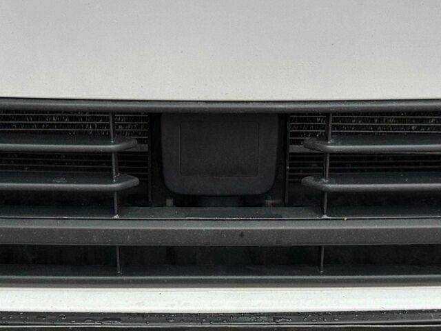 Белый Фольксваген Каравелла, объемом двигателя 2 л и пробегом 159 тыс. км за 32950 $, фото 20 на Automoto.ua