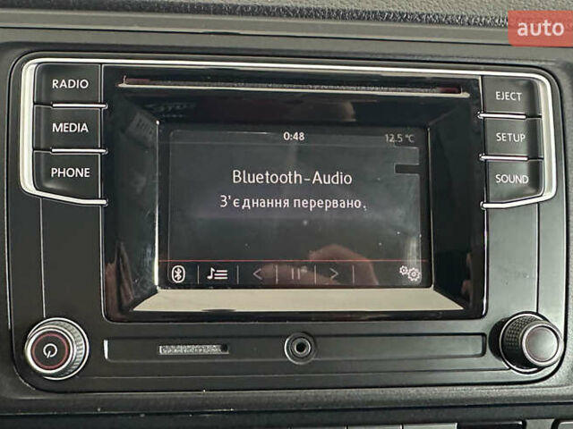 Білий Фольксваген Каравелла, об'ємом двигуна 2 л та пробігом 159 тис. км за 32950 $, фото 15 на Automoto.ua