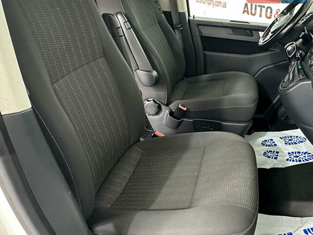 Белый Фольксваген Каравелла, объемом двигателя 2 л и пробегом 159 тыс. км за 32950 $, фото 11 на Automoto.ua