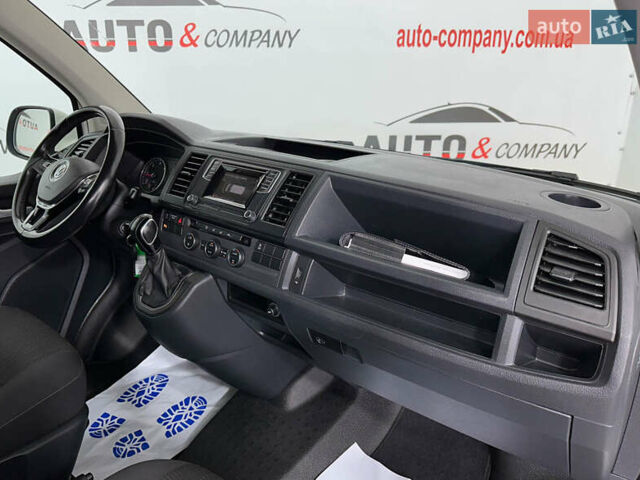 Білий Фольксваген Каравелла, об'ємом двигуна 2 л та пробігом 159 тис. км за 32950 $, фото 18 на Automoto.ua