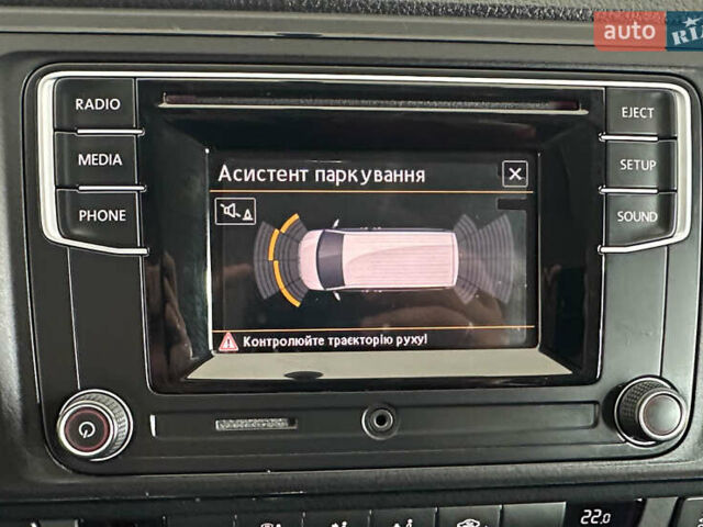 Белый Фольксваген Каравелла, объемом двигателя 2 л и пробегом 159 тыс. км за 32950 $, фото 22 на Automoto.ua