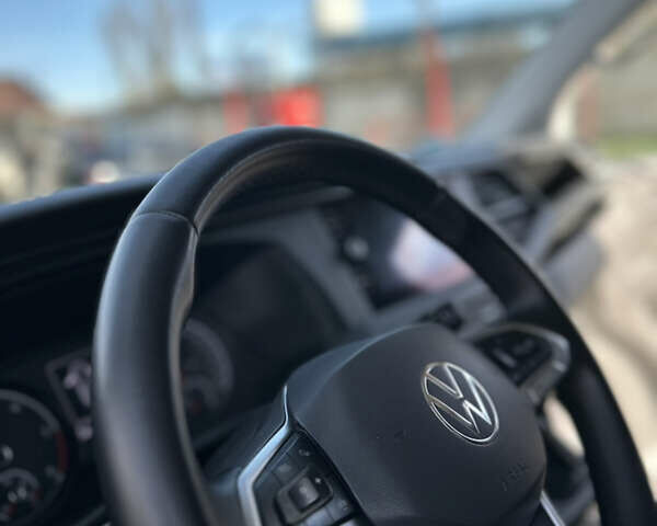 Белый Фольксваген Каравелла, объемом двигателя 1.97 л и пробегом 241 тыс. км за 23700 $, фото 20 на Automoto.ua