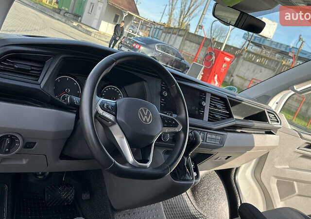 Белый Фольксваген Каравелла, объемом двигателя 1.97 л и пробегом 241 тыс. км за 23700 $, фото 15 на Automoto.ua