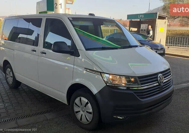 Белый Фольксваген Каравелла, объемом двигателя 0 л и пробегом 35 тыс. км за 42026 $, фото 4 на Automoto.ua