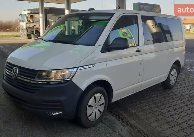 Белый Фольксваген Каравелла, объемом двигателя 0 л и пробегом 35 тыс. км за 42026 $, фото 5 на Automoto.ua