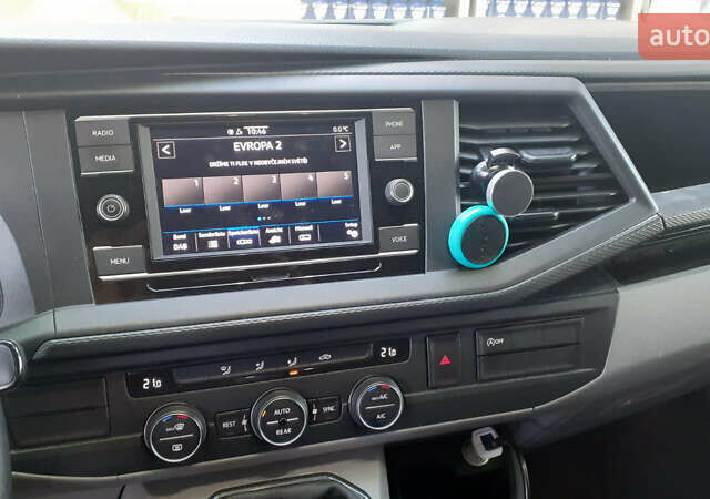 Белый Фольксваген Каравелла, объемом двигателя 0 л и пробегом 35 тыс. км за 42026 $, фото 15 на Automoto.ua