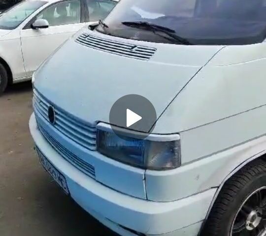 Белый Фольксваген Каравелла, объемом двигателя 2.4 л и пробегом 303 тыс. км за 3000 $, фото 6 на Automoto.ua