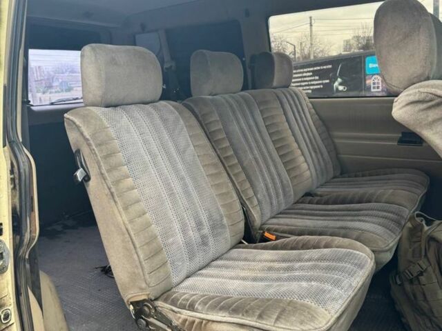 Фольксваген Каравелла 1994 в Харькове на Automoto.ua Бежевый Фольксваген Каравелла, объемом двигателя 2.4 л и пробегом 571 тыс. км за 2800 $, фото 2 на Automoto.ua