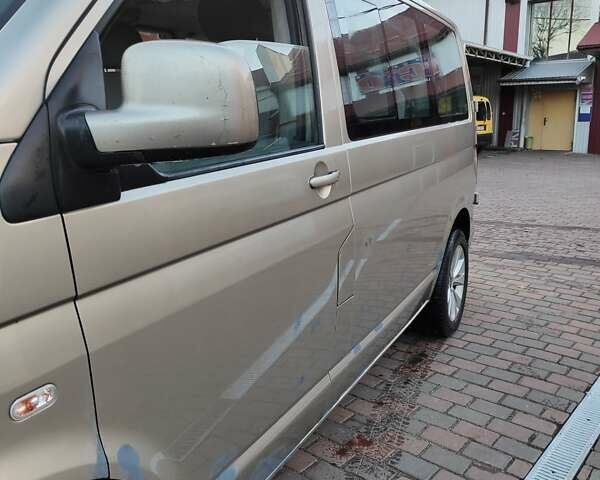 Фольксваген Каравелла 2008 в Бердичеве на Automoto.ua Бежевый Фольксваген Каравелла, объемом двигателя 2.5 л и пробегом 316 тыс. км за 9950 $, фото 3 на Automoto.ua