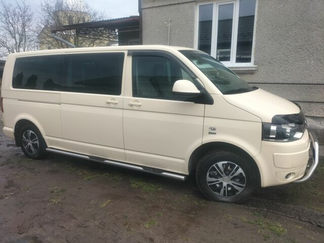 Бежевый Фольксваген Каравелла, объемом двигателя 2 л и пробегом 383 тыс. км за 12500 $, фото 9 на Automoto.ua