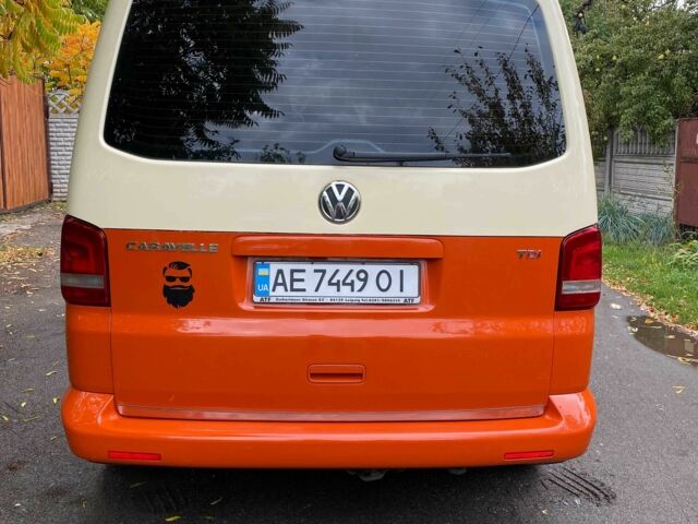 Бежевый Фольксваген Каравелла, объемом двигателя 2 л и пробегом 310 тыс. км за 15599 $, фото 7 на Automoto.ua