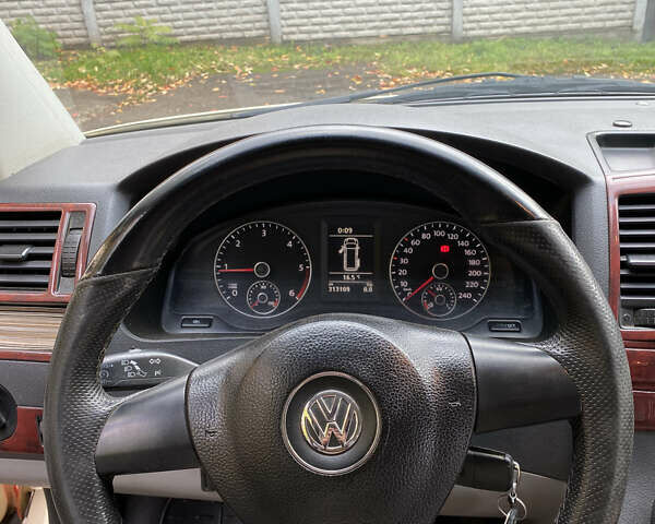 Бежевий Фольксваген Каравелла, об'ємом двигуна 1.97 л та пробігом 310 тис. км за 15600 $, фото 20 на Automoto.ua