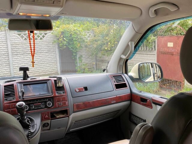 Бежевый Фольксваген Каравелла, объемом двигателя 2 л и пробегом 310 тыс. км за 15599 $, фото 19 на Automoto.ua