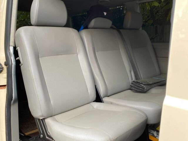 Бежевый Фольксваген Каравелла, объемом двигателя 2 л и пробегом 310 тыс. км за 15599 $, фото 16 на Automoto.ua