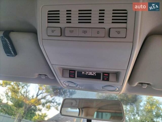 Бежевый Фольксваген Каравелла, объемом двигателя 1.97 л и пробегом 483 тыс. км за 12500 $, фото 11 на Automoto.ua