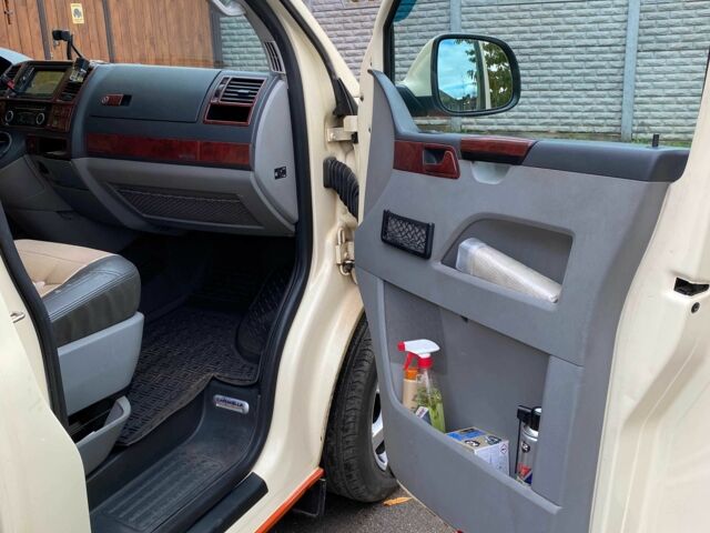 Бежевый Фольксваген Каравелла, объемом двигателя 2 л и пробегом 310 тыс. км за 15599 $, фото 23 на Automoto.ua