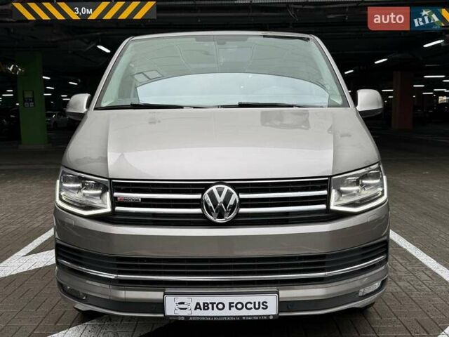 Бежевый Фольксваген Каравелла, объемом двигателя 1.97 л и пробегом 127 тыс. км за 34990 $, фото 7 на Automoto.ua