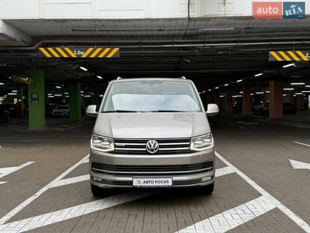 Бежевий Фольксваген Каравелла, об'ємом двигуна 1.97 л та пробігом 127 тис. км за 33990 $, фото 2 на Automoto.ua