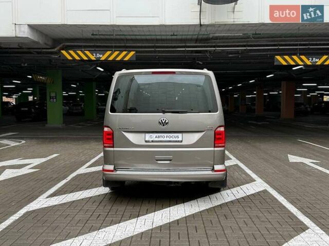 Бежевый Фольксваген Каравелла, объемом двигателя 1.97 л и пробегом 127 тыс. км за 34990 $, фото 5 на Automoto.ua