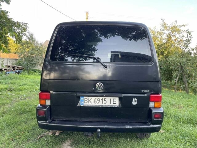 Чорний Фольксваген Каравелла, об'ємом двигуна 2.5 л та пробігом 530 тис. км за 6200 $, фото 1 на Automoto.ua