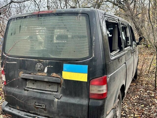 Фольксваген Каравелла 2008 в Павлограде на Automoto.ua Черный Фольксваген Каравелла, объемом двигателя 2.5 л и пробегом 383 тыс. км за 2500 $, фото 7 на Automoto.ua