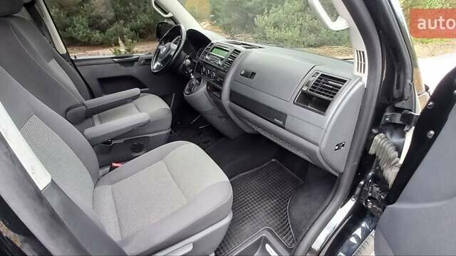 Черный Фольксваген Каравелла, объемом двигателя 1.97 л и пробегом 235 тыс. км за 19800 $, фото 17 на Automoto.ua