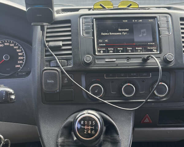 Фольксваген Каравелла 2010 у Києві на Automoto.ua Чорний Фольксваген Каравелла, об'ємом двигуна 1.98 л та пробігом 326 тис. км за 17800 $, фото 25 на Automoto.ua