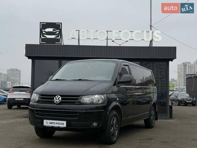 Черный Фольксваген Каравелла, объемом двигателя 1.97 л и пробегом 327 тыс. км за 16990 $, фото 3 на Automoto.ua