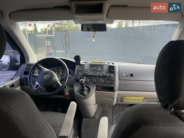 Фольксваген Каравелла 2010 у Києві на Automoto.ua Чорний Фольксваген Каравелла, об'ємом двигуна 1.98 л та пробігом 326 тис. км за 17800 $, фото 19 на Automoto.ua