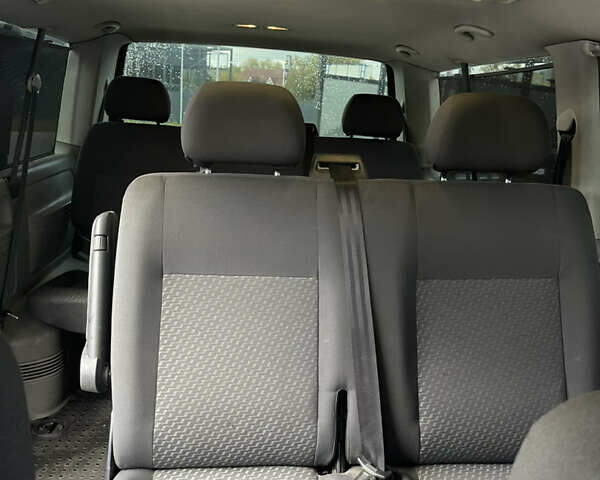 Фольксваген Каравелла 2010 у Києві на Automoto.ua Чорний Фольксваген Каравелла, об'ємом двигуна 1.98 л та пробігом 326 тис. км за 17800 $, фото 16 на Automoto.ua