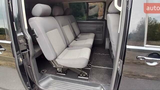 Чорний Фольксваген Каравелла, об'ємом двигуна 1.97 л та пробігом 235 тис. км за 19000 $, фото 10 на Automoto.ua