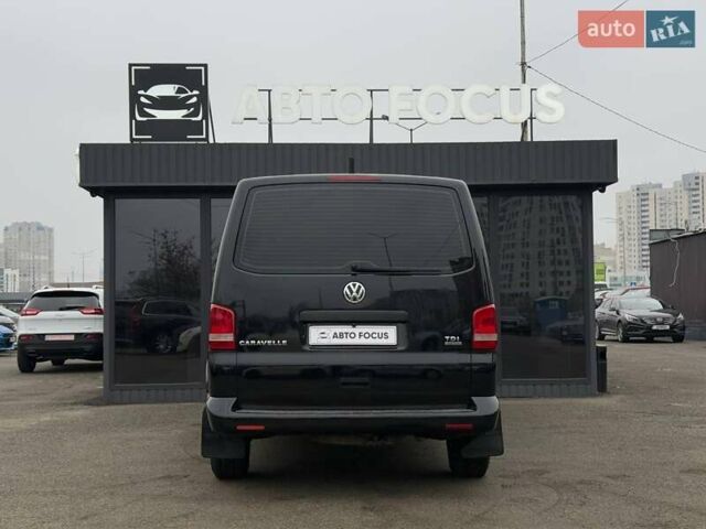 Черный Фольксваген Каравелла, объемом двигателя 1.97 л и пробегом 327 тыс. км за 16990 $, фото 6 на Automoto.ua