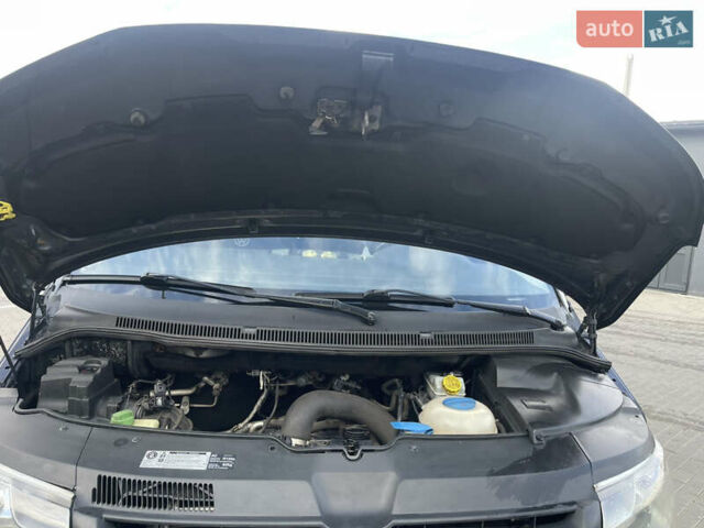 Фольксваген Каравелла 2010 у Києві на Automoto.ua Чорний Фольксваген Каравелла, об'ємом двигуна 1.98 л та пробігом 326 тис. км за 17800 $, фото 29 на Automoto.ua