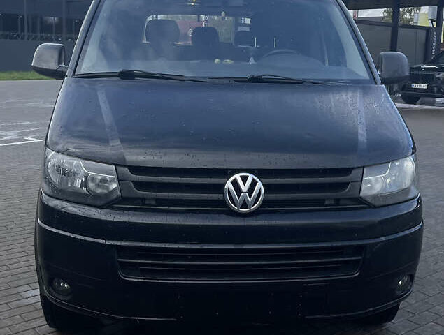 Фольксваген Каравелла 2010 у Києві на Automoto.ua Чорний Фольксваген Каравелла, об'ємом двигуна 1.98 л та пробігом 326 тис. км за 17800 $, фото 2 на Automoto.ua