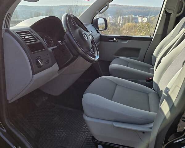 Черный Фольксваген Каравелла, объемом двигателя 1.97 л и пробегом 192 тыс. км за 19700 $, фото 10 на Automoto.ua