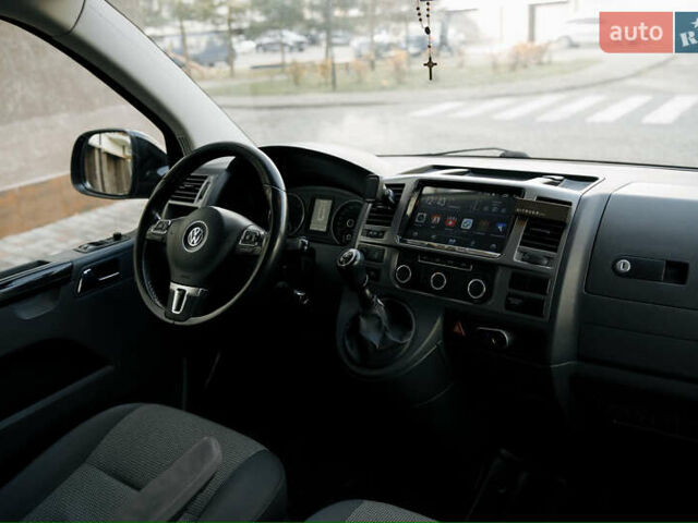 Чорний Фольксваген Каравелла, об'ємом двигуна 2 л та пробігом 460 тис. км за 18900 $, фото 21 на Automoto.ua