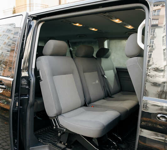 Чорний Фольксваген Каравелла, об'ємом двигуна 2 л та пробігом 460 тис. км за 18900 $, фото 18 на Automoto.ua