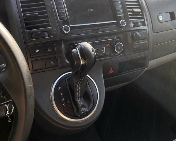 Чорний Фольксваген Каравелла, об'ємом двигуна 1.97 л та пробігом 297 тис. км за 21000 $, фото 15 на Automoto.ua