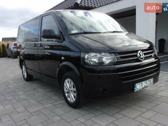 Черный Фольксваген Каравелла, объемом двигателя 2 л и пробегом 184 тыс. км за 15000 $, фото 3 на Automoto.ua