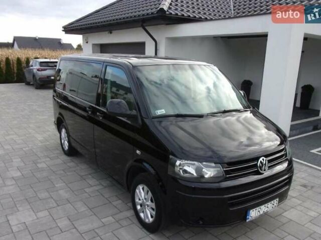 Черный Фольксваген Каравелла, объемом двигателя 2 л и пробегом 184 тыс. км за 15000 $, фото 4 на Automoto.ua