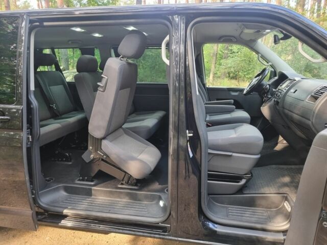 Черный Фольксваген Каравелла, объемом двигателя 2 л и пробегом 155 тыс. км за 9200 $, фото 21 на Automoto.ua