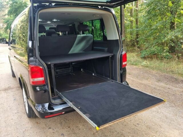 Черный Фольксваген Каравелла, объемом двигателя 2 л и пробегом 150 тыс. км за 10300 $, фото 13 на Automoto.ua