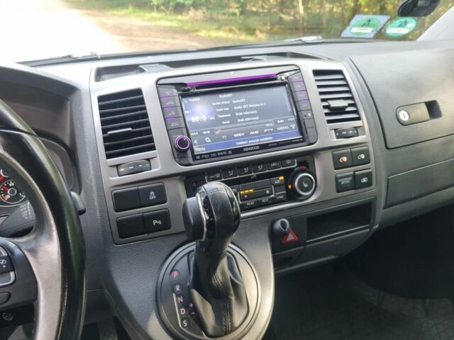 Черный Фольксваген Каравелла, объемом двигателя 2 л и пробегом 150 тыс. км за 10300 $, фото 8 на Automoto.ua