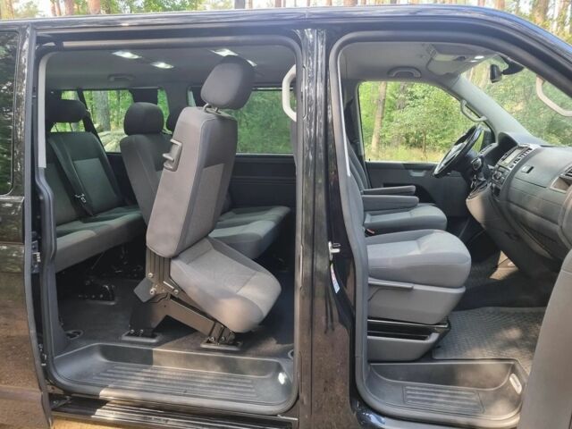 Черный Фольксваген Каравелла, объемом двигателя 2 л и пробегом 150 тыс. км за 10300 $, фото 19 на Automoto.ua