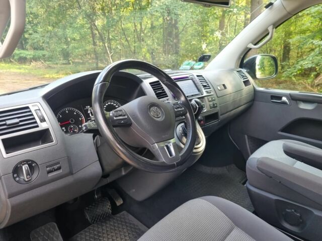 Черный Фольксваген Каравелла, объемом двигателя 2 л и пробегом 155 тыс. км за 9200 $, фото 19 на Automoto.ua