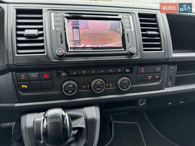 Черный Фольксваген Каравелла, объемом двигателя 1.97 л и пробегом 282 тыс. км за 26500 $, фото 19 на Automoto.ua